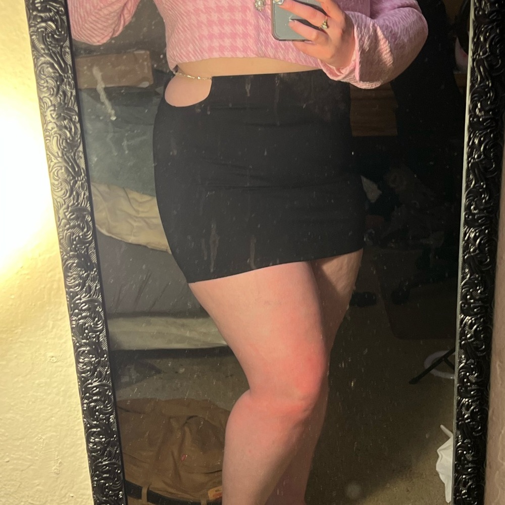 Superdown Jayla cut out mini skirt